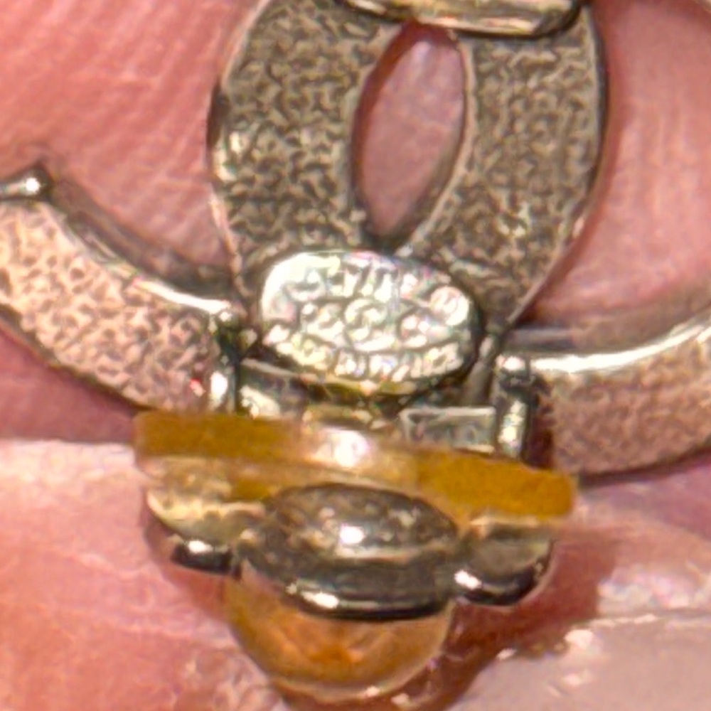 Vintage Chanel earrings clip ons great condition has some scratches. - Picture 6 of 7